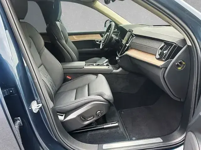 Gebraucht Volvo XC90 Plus 455 PS (334 kW) 2025 Denim blue SUV