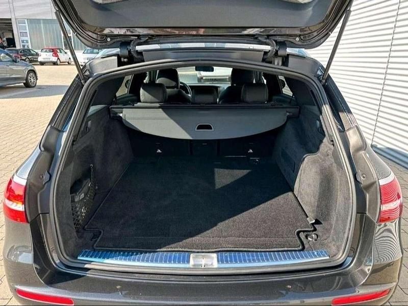 Gebraucht Mercedes E200 160 PS (117 kW) 2020 Kombi