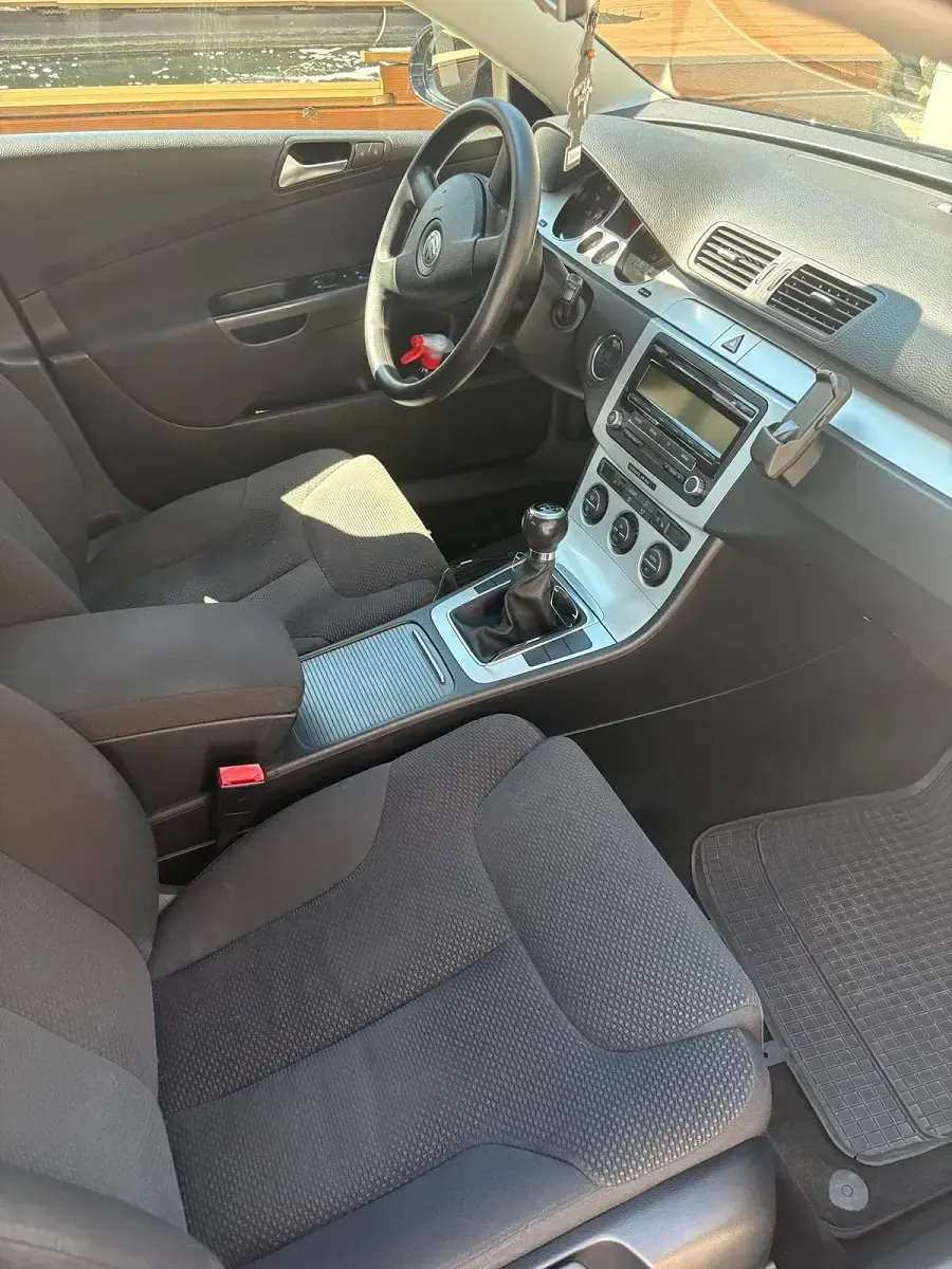Usata VW Passat 102 CV (75 kW) 2008 Nero Berlina