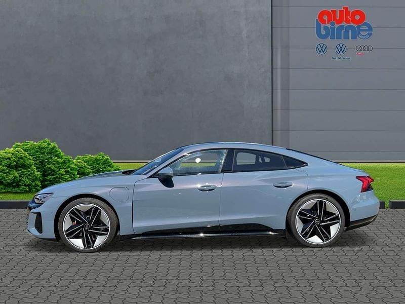 Gebraucht Audi e-tron GT quattro Ambiente 350 kW (476 PS) 2022 Kemoragrau metallic Limousine