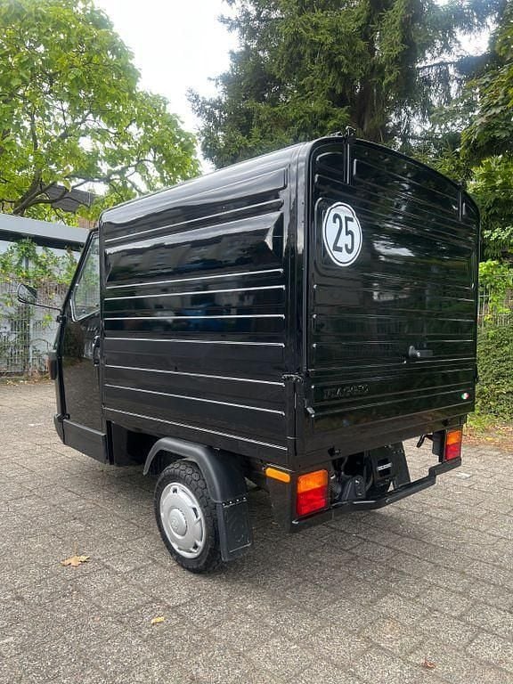 Schwarz Gebraucht 2021 Piaggio APE Kleinwagen | 6.650 € - Bild 1/4
