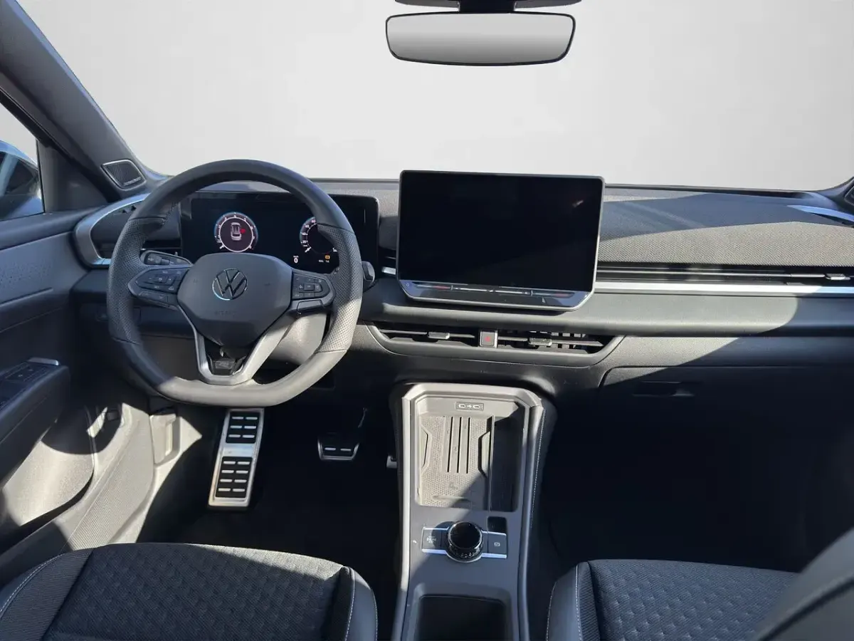 Gebraucht VW T-Roc 150 PS (110 kW) 2026 Wolf grey metallic / schwarz uni (metallic) SUV