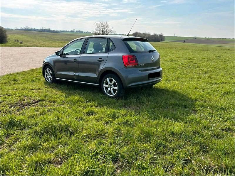 Usata VW Polo 90 CV (66 kW) 2012 Grigio Utilitaria