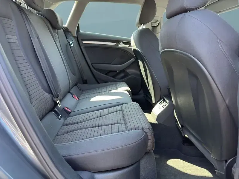 Gebraucht Audi A3 Sportback e-tron 204 PS (150 kW) 2020 Grau Kleinwagen