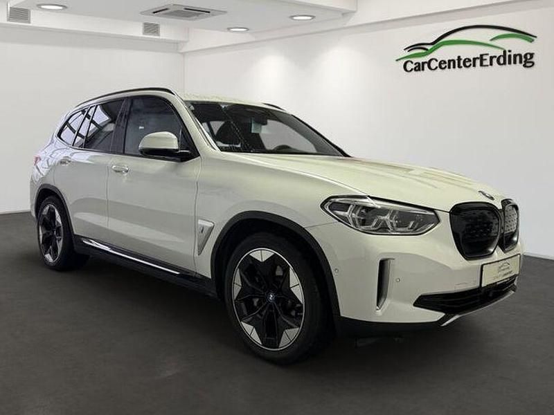 Gebraucht BMW iX3 Impressive 210 kW (286 PS) 2021 Weiß SUV
