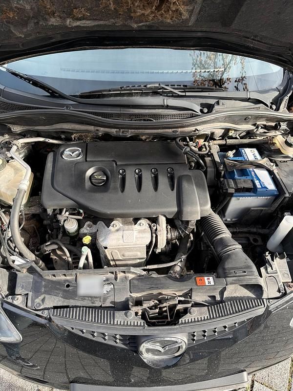 Second-hand Mazda 2 75 CP (55 kW) 2008 Negru Hatchback