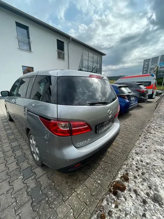 Gebraucht Mazda 5 Center-Line 116 PS (85 kW) 2012 Silber Van / Kleinbus