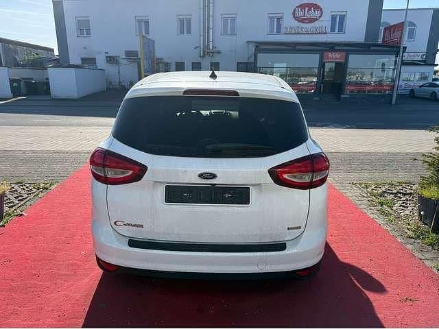 Gebraucht Ford C-MAX Titanium 125 PS (91 kW) 2017 Frostweiß Van / Kleinbus