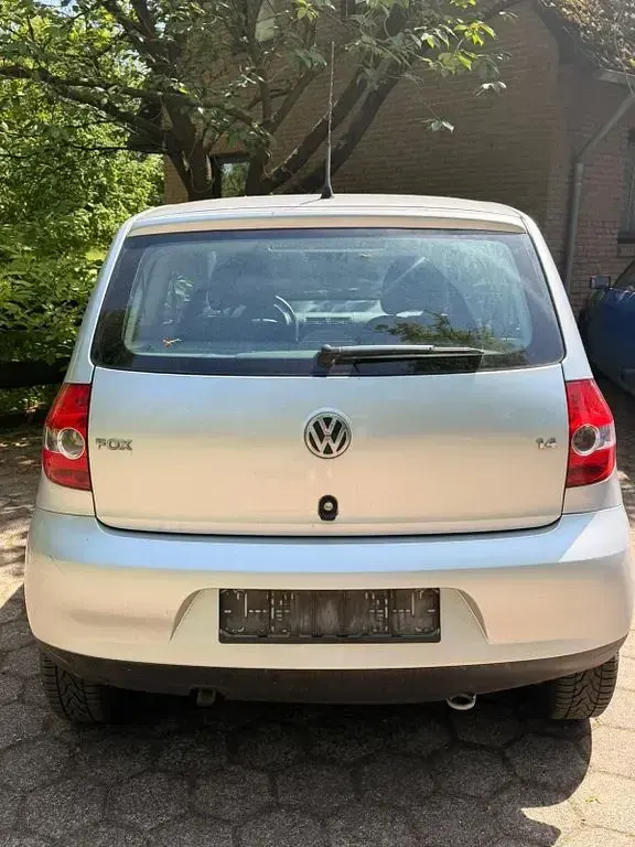 Gebraucht VW Fox 75 PS (55 kW) 2008 Silber Kleinwagen