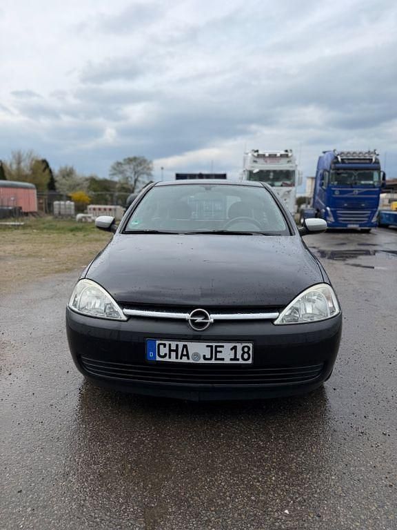 Usata Opel Corsa 75 CV (55 kW) 2003 Nero Utilitaria