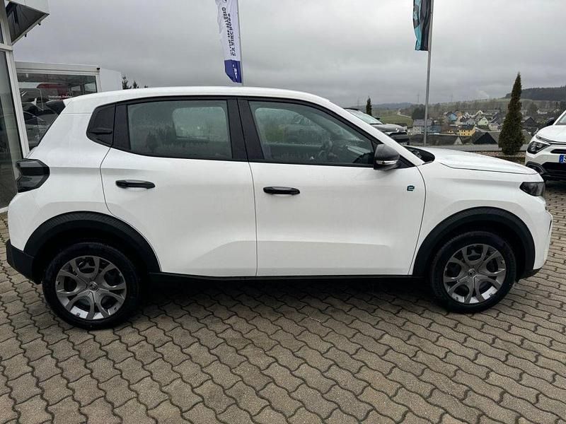 Gebraucht Citroën e-C3 83 kW (113 PS) 2024 Polarweiß Kleinwagen