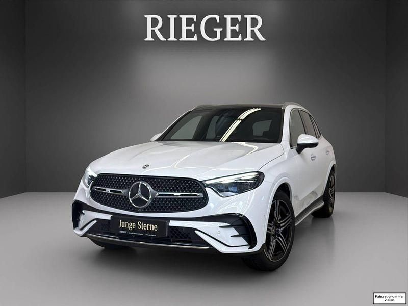 Manufaktur lack manufaktur opalithweiß b Gebraucht 2024 Mercedes GLC300 AMG SUV | 61.990 € (Fairer Preis) - Bild 1/4