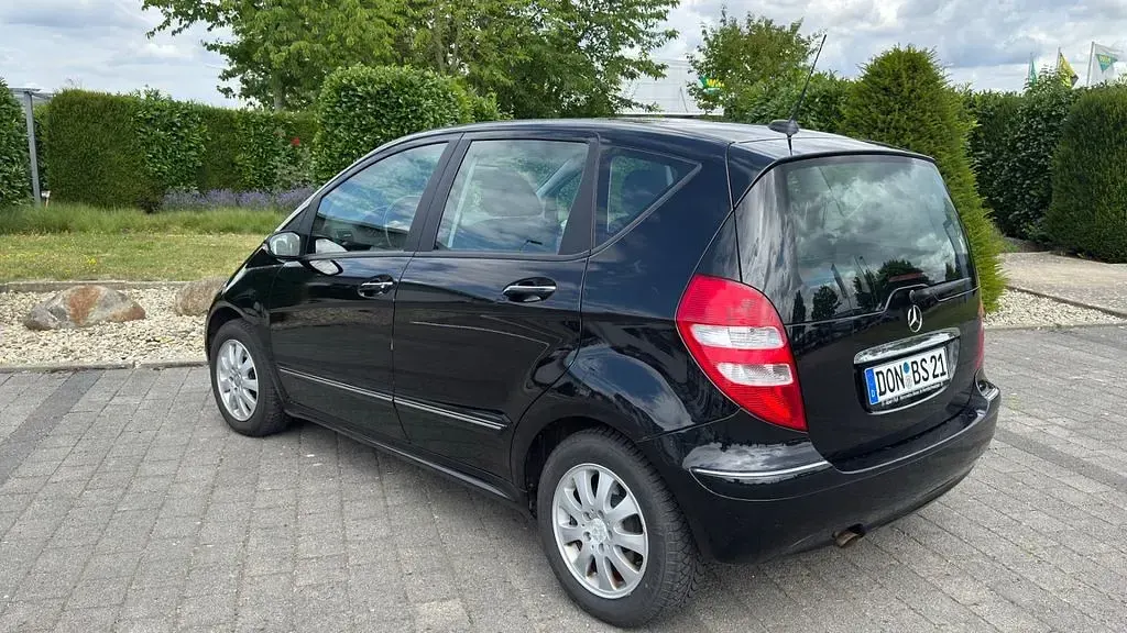 Gebraucht Mercedes A150 Elegance 95 PS (69 kW) 2007 Schwarz Van / Kleinbus