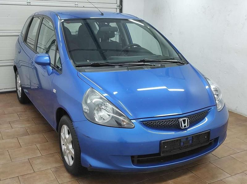 Gebraucht Honda Jazz Cool 77 PS (56 kW) 2006 Vivid blue p. Kleinwagen