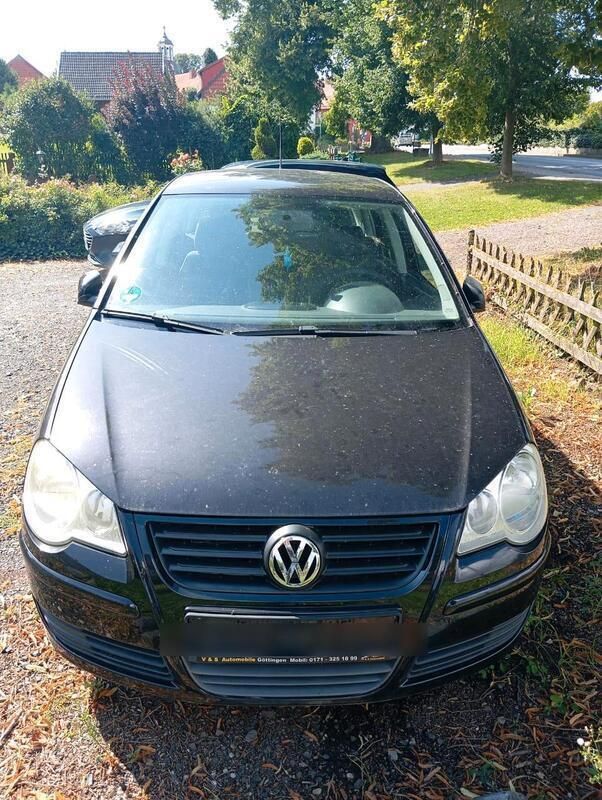 Schwarz Gebraucht 2009 VW Polo Limousine | 2.400 € - Bild 1/4