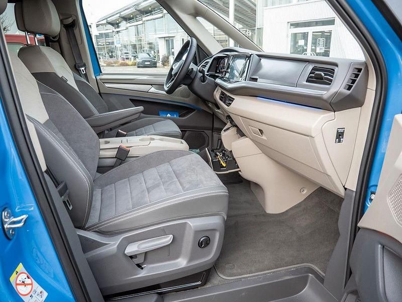 Gebraucht VW Multivan Goal 150 PS (110 kW) 2025 Blau / medium blue Van