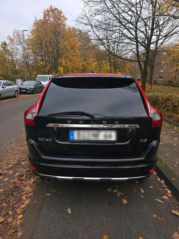 Schwarz Gebraucht 2014 Volvo XC60 SUV | 13.900 € (Etwas zu teuer) - Bild 1/4