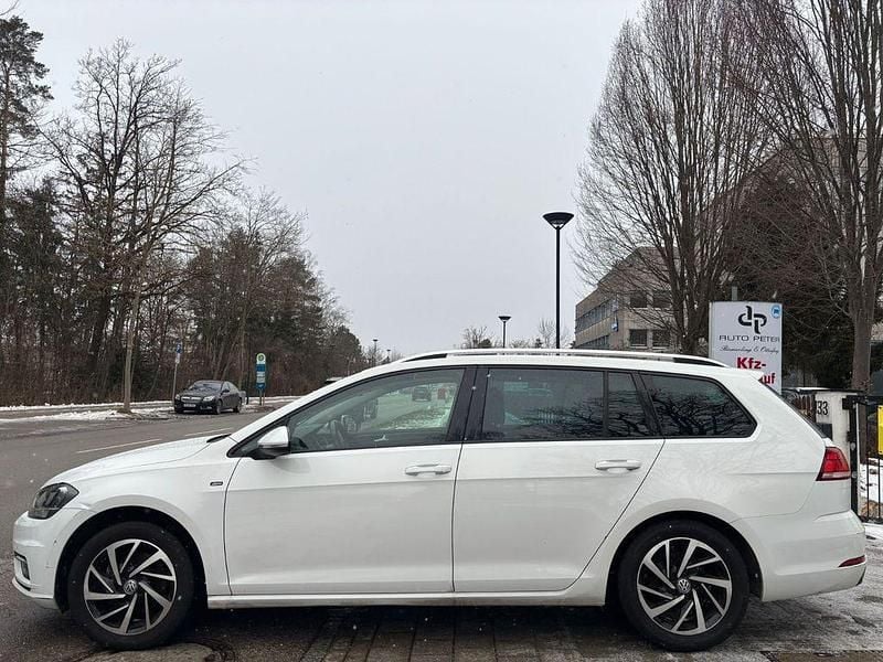 Gebraucht VW Golf VII Join 116 PS (85 kW) 2018 Weiß Kombi