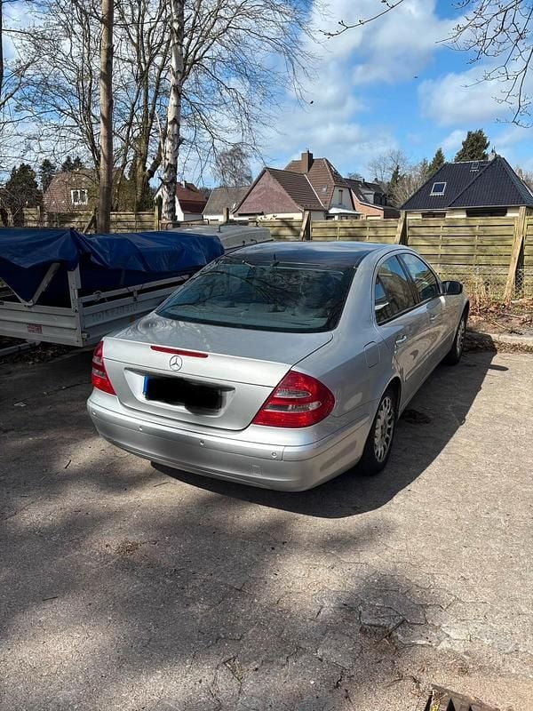 Gebraucht Mercedes E240 Elegance 177 PS (130 kW) 2005 Limousine