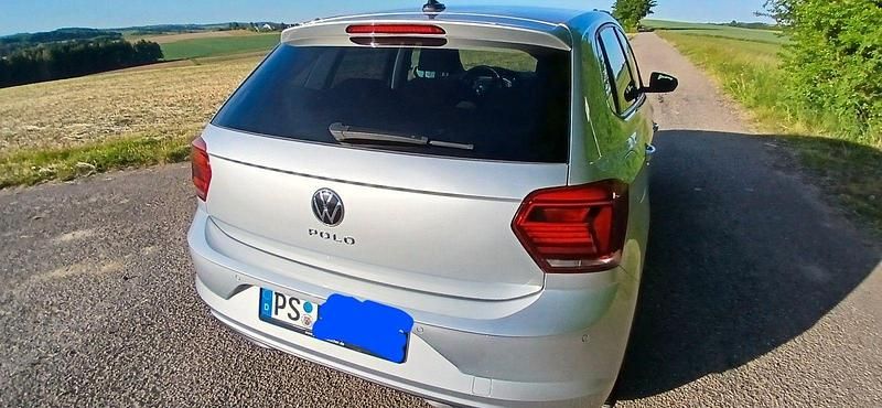 Gebraucht VW Polo Active 110 PS (80 kW) 2021 Silber Kleinwagen