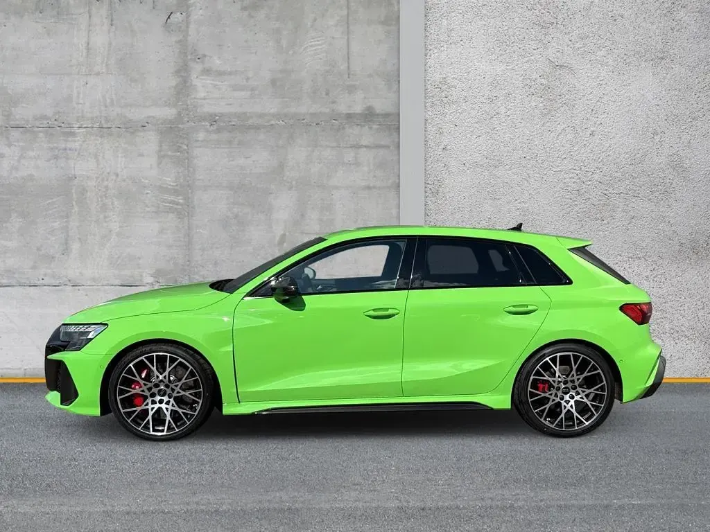 Gebraucht Audi RS3 Ambiente 400 PS (294 kW) 2024 Außenfarbe: Limousine