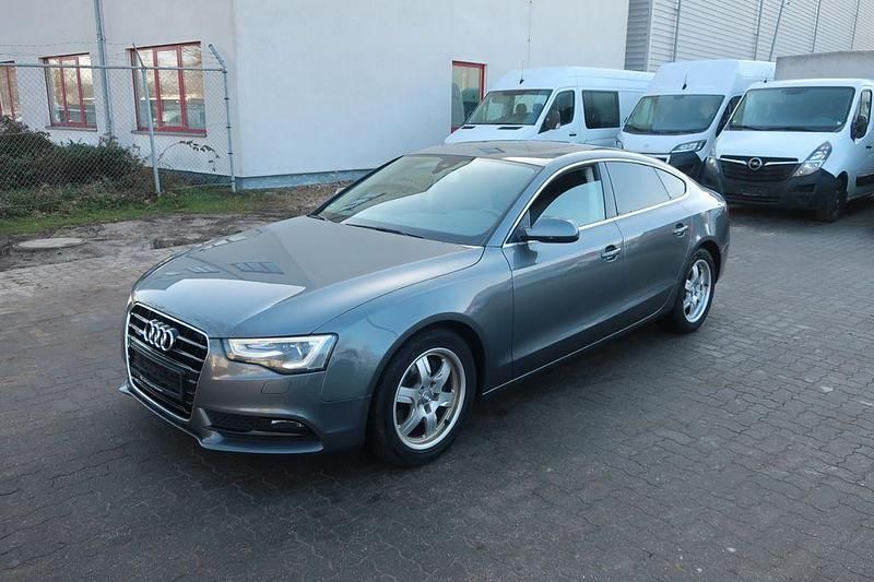 Gebraucht Audi A5 Sportback Advanced 245 PS (180 kW) 2014 Grau Kleinwagen