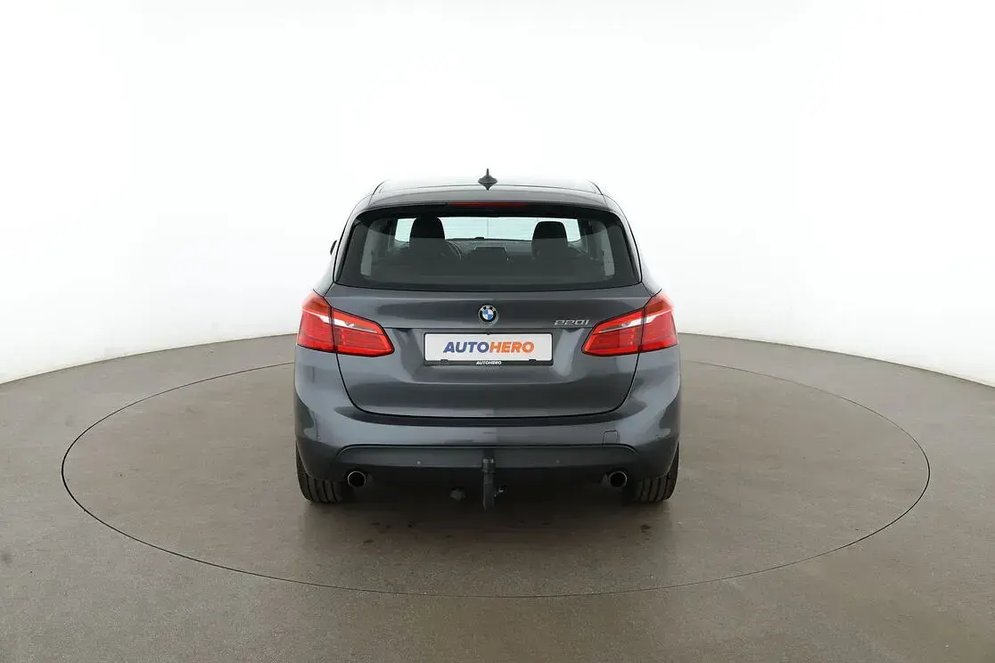 Gebraucht BMW 220 Active Tourer Advantage 192 PS (141 kW) 2017 Grau Van / Kleinbus