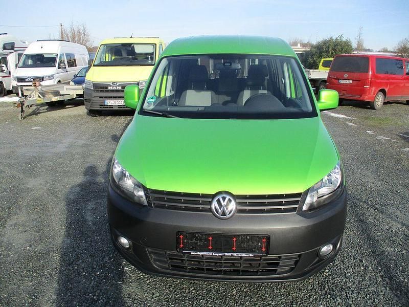 Gebraucht VW Caddy Trendline 86 PS (63 kW) 2013 Grün Van / Kleinbus