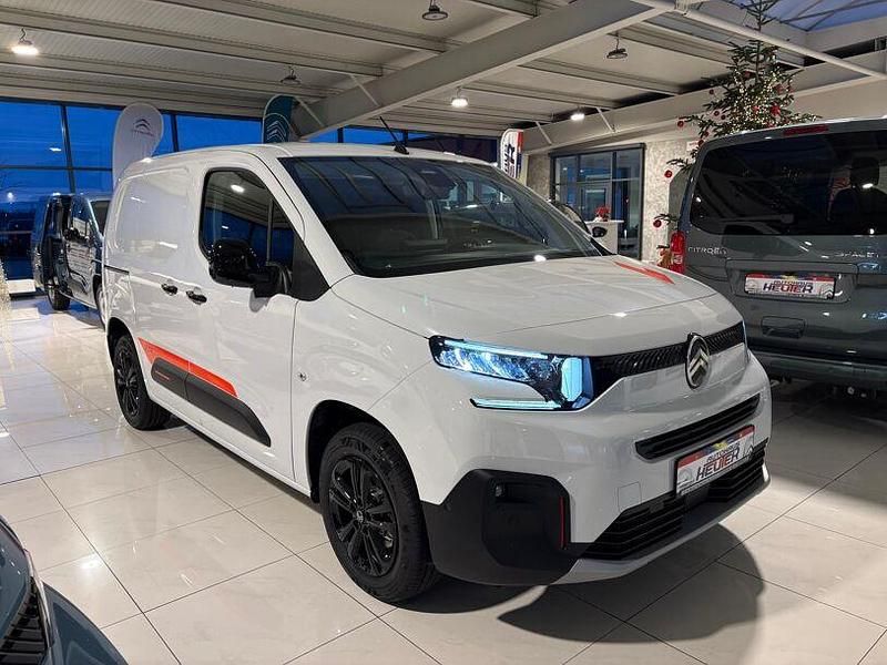 Neu Citroën Berlingo XTR 2026 Weiss Van / Kleinbus