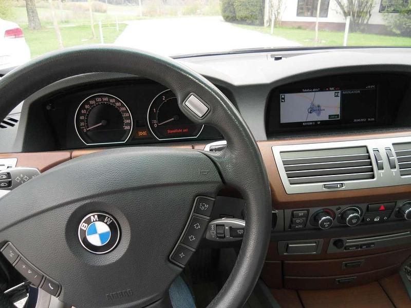 Gebraucht BMW 730 231 PS (169 kW) 2006 Blau Limousine