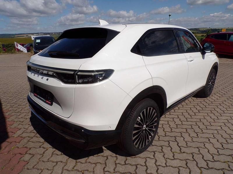 Neu Honda e:Ny1 Advance 150 kW (204 PS) 2025 Platinum white p SUV