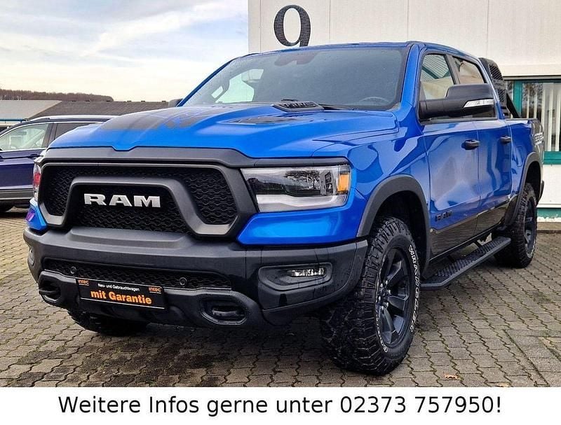 Gebraucht Dodge Ram 401 PS (294 kW) 2023 Blau Pickup