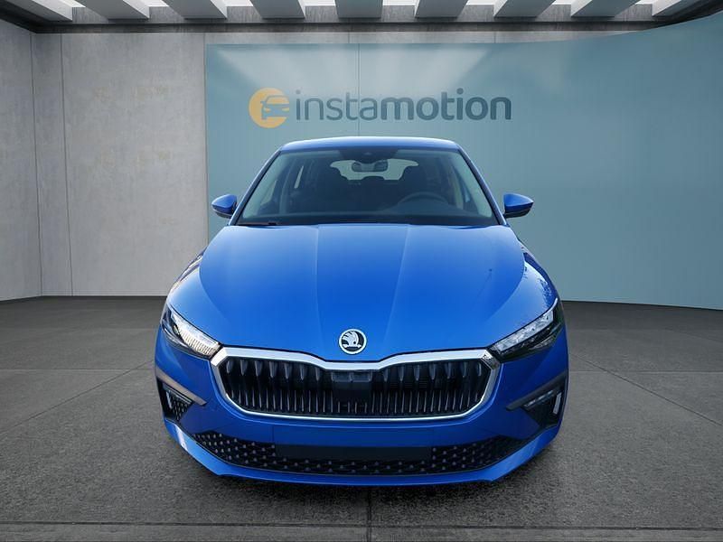 Blau Neu 2025 Skoda Scala Kleinwagen | 25.299 € (Guter Preis) - Bild 1/1