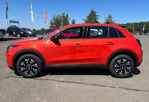 Neu Fiat 600 110 PS (80 kW) 2025 Orange SUV
