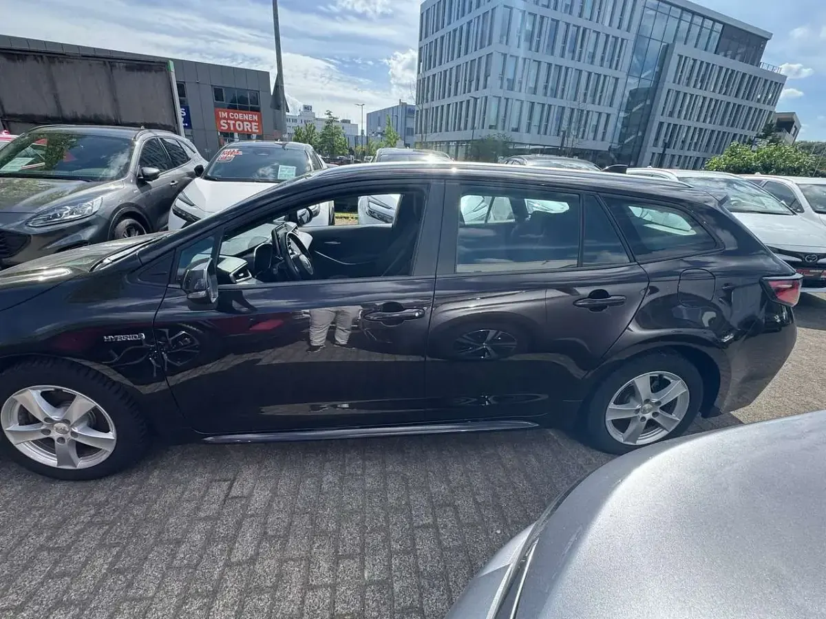 Gebraucht Toyota Corolla Business Edition 184 PS (135 kW) 2019 Braun Kombi