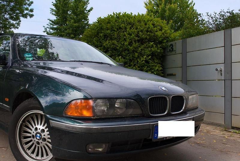 Gebraucht BMW 520 150 PS (110 kW) 1999 Grün Limousine