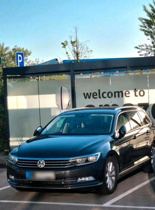 Gebraucht VW Passat 150 PS (110 kW) 2018 Grau Kombi