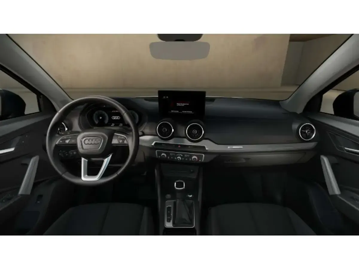 Second-hand Audi Q2 Advanced 150 CP (110 kW) 2025 Gri SUV