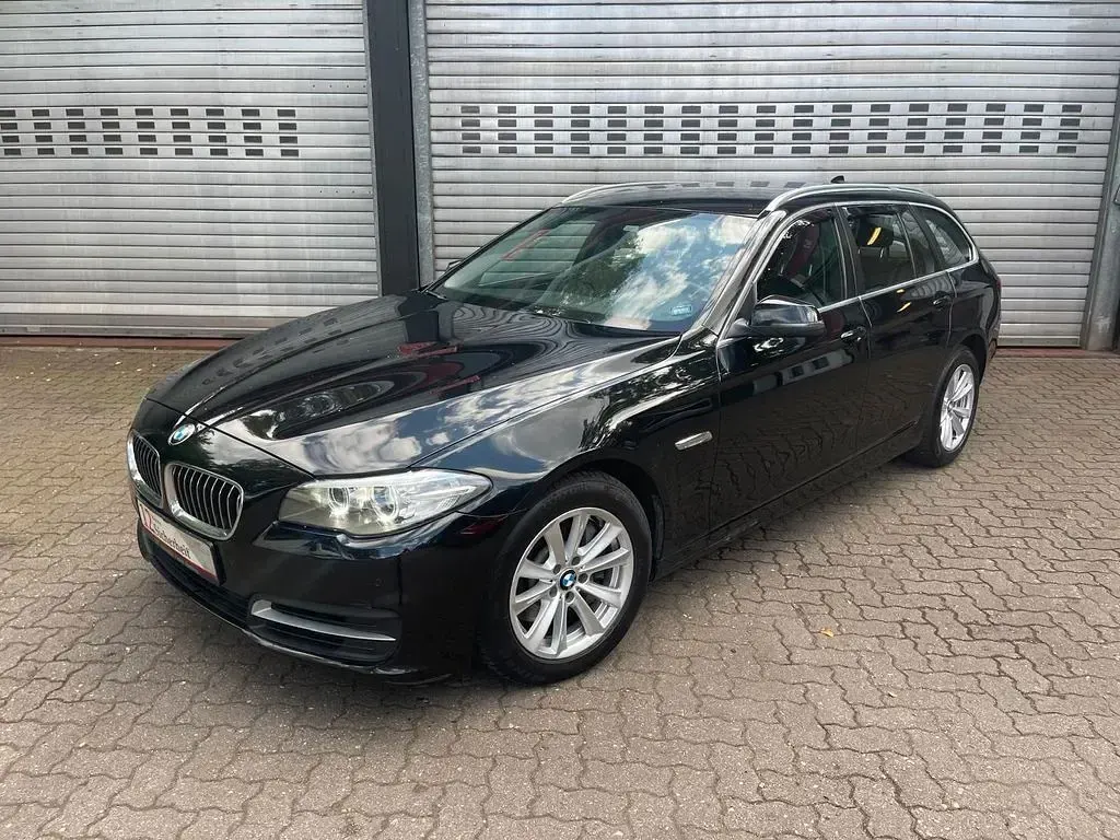 Gebraucht BMW 530 Performance 258 PS (189 kW) 2013 Schwarz Kombi