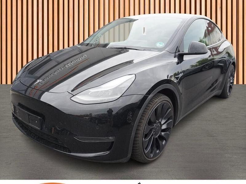 Schwarz Gebraucht 2022 Tesla Model Y Performance SUV | 34.980 € (Guter Preis) - Bild 1/3