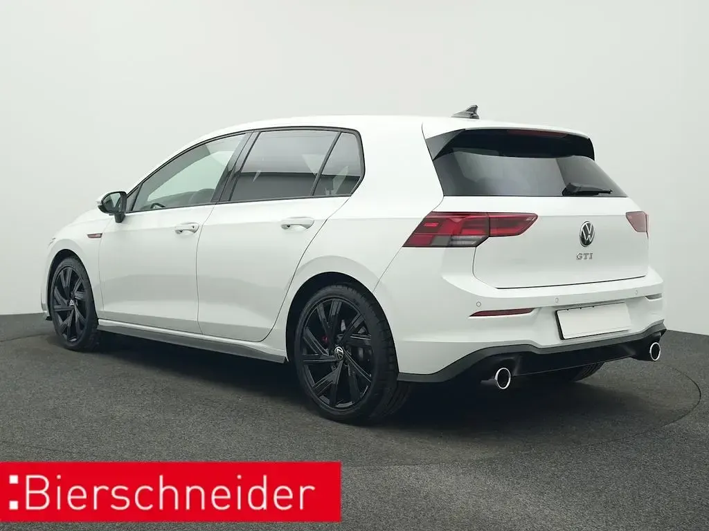 Gebraucht VW Golf VIII GTI 245 PS (180 kW) 2024 Weiss Limousine