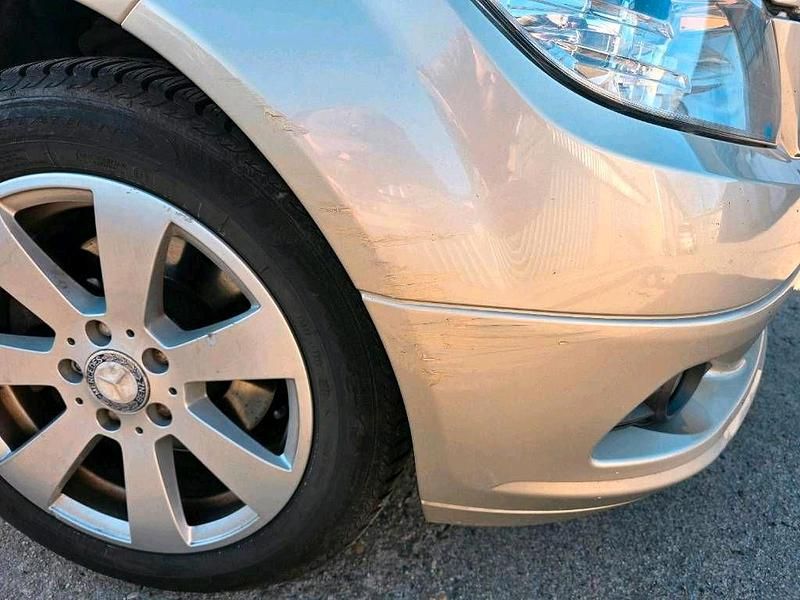 Gebraucht Mercedes C220 170 PS (125 kW) 2009 Andere farben Kombi