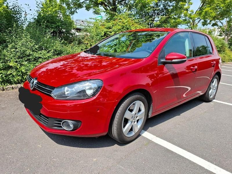 Gebraucht VW Golf VI 160 PS (117 kW) 2010 Rot Kleinwagen