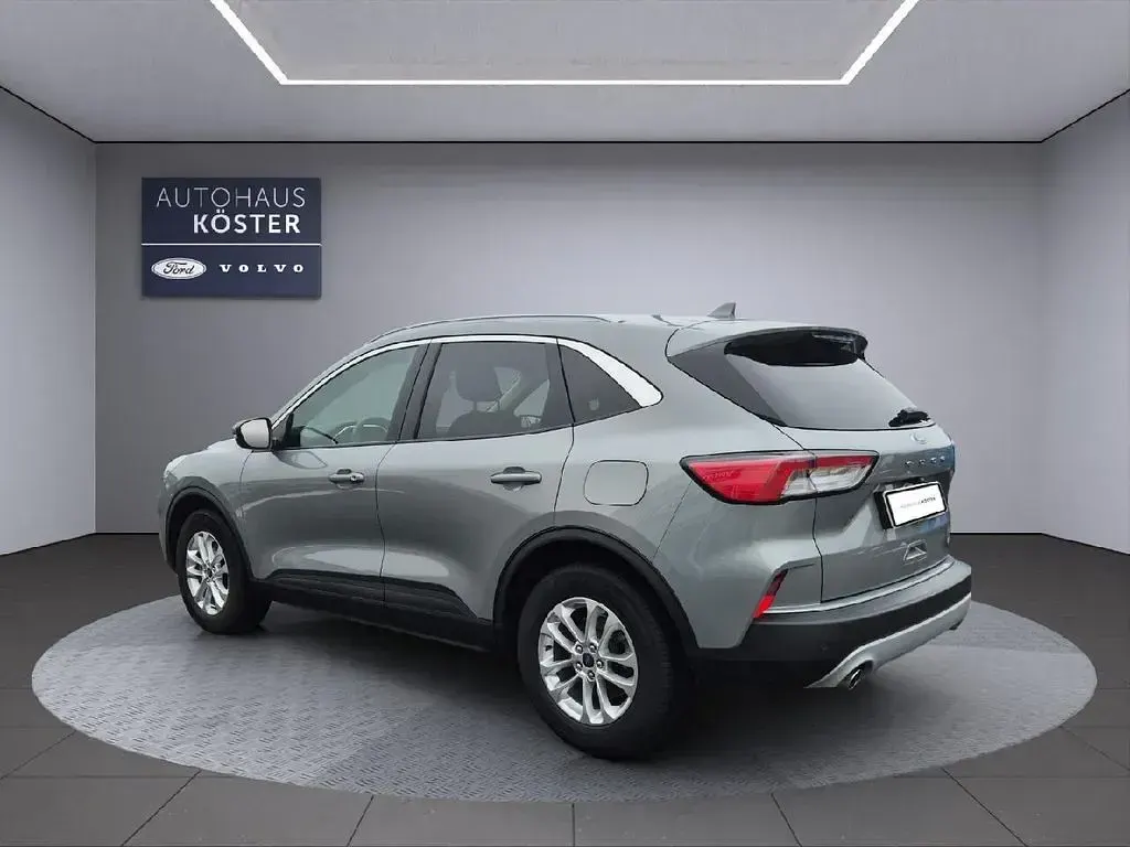 Gebraucht Ford Kuga Titanium 150 PS (110 kW) 2022 Grau SUV