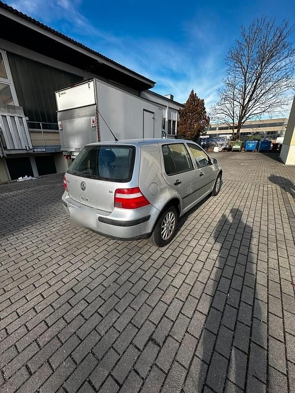 Usata VW Golf IV 2003 Grigio Utilitaria