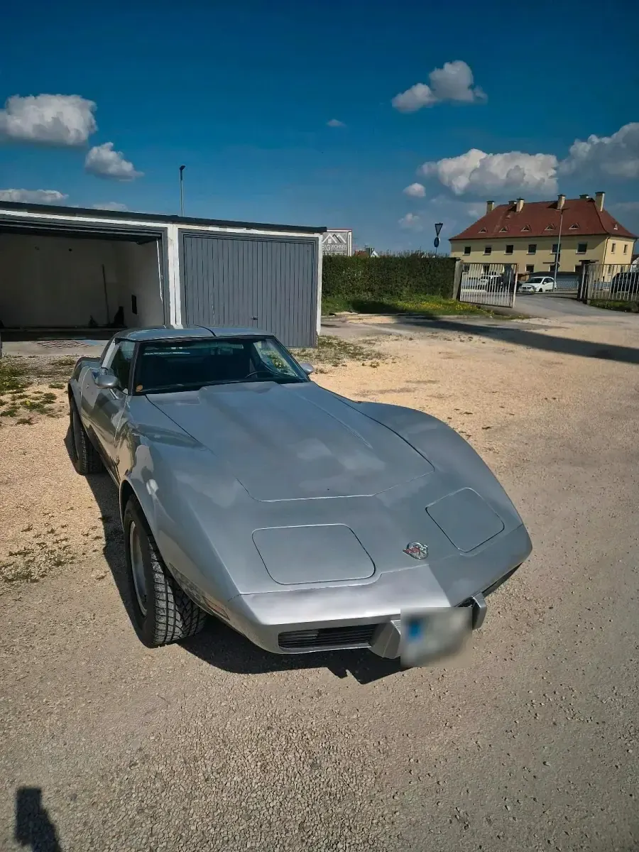 Second-hand Corvette C3 185 CP (136 kW) 1978 Argintiu Coupe