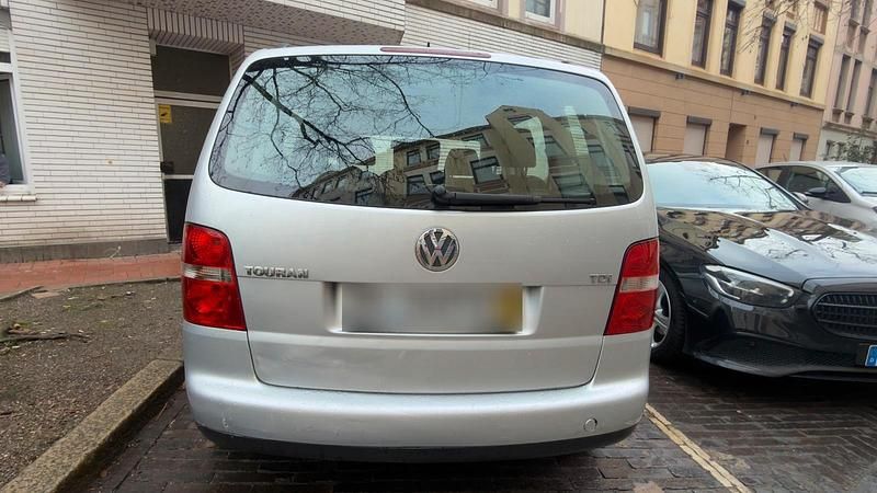 Gebraucht VW Touran 105 PS (77 kW) 2006 Silber Van / Kleinbus