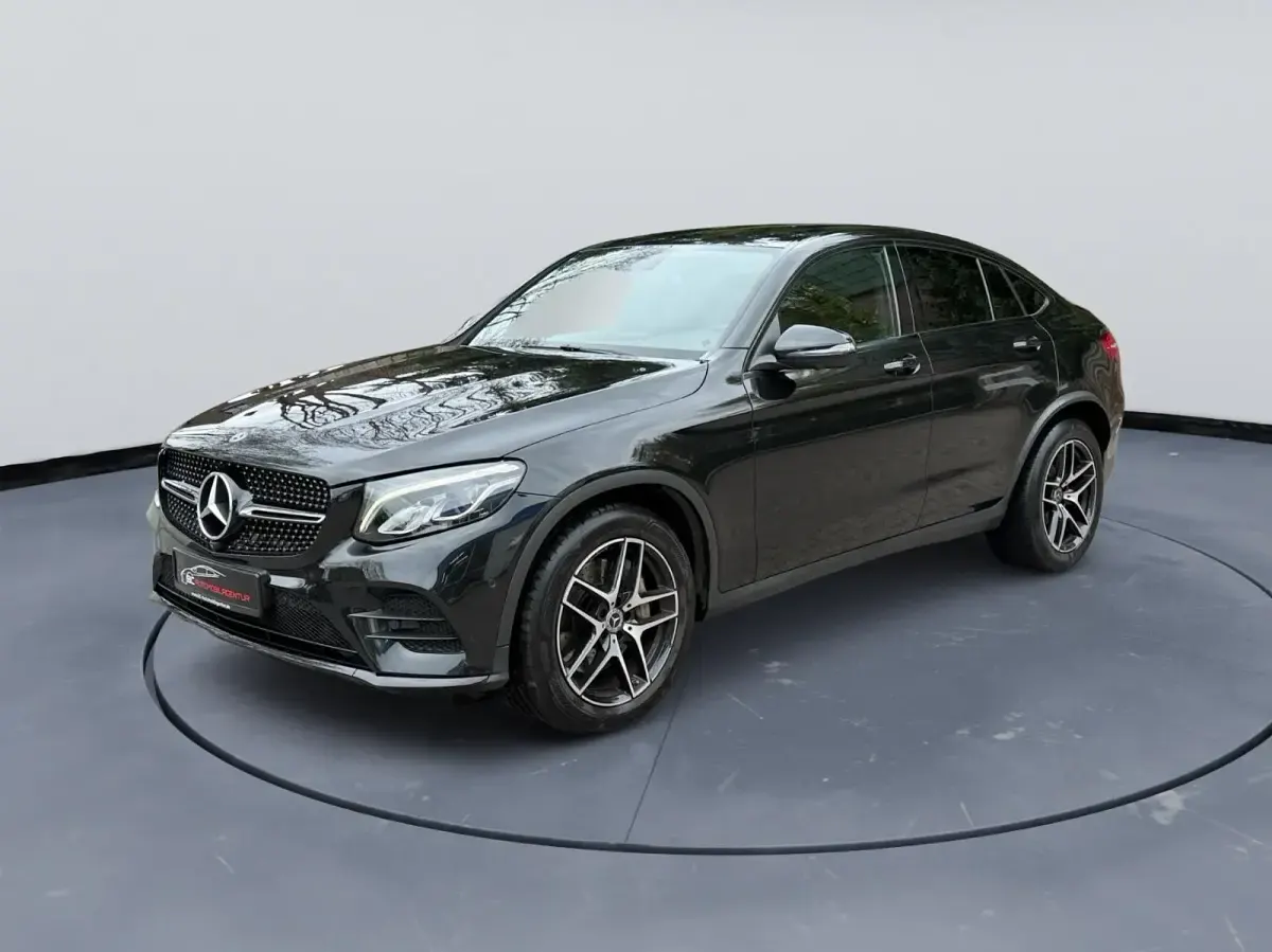 Gebraucht Mercedes GLC250 AMG line 211 PS (155 kW) 2019 Obsidianschwarz SUV