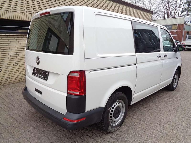 Gebraucht VW Transporter 102 PS (75 kW) 2018 Weiß Van