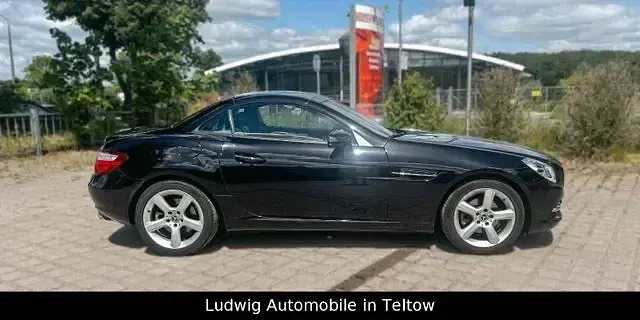 Gebraucht Mercedes SLK200 184 PS (135 kW) 2011 Schwarz Cabrio